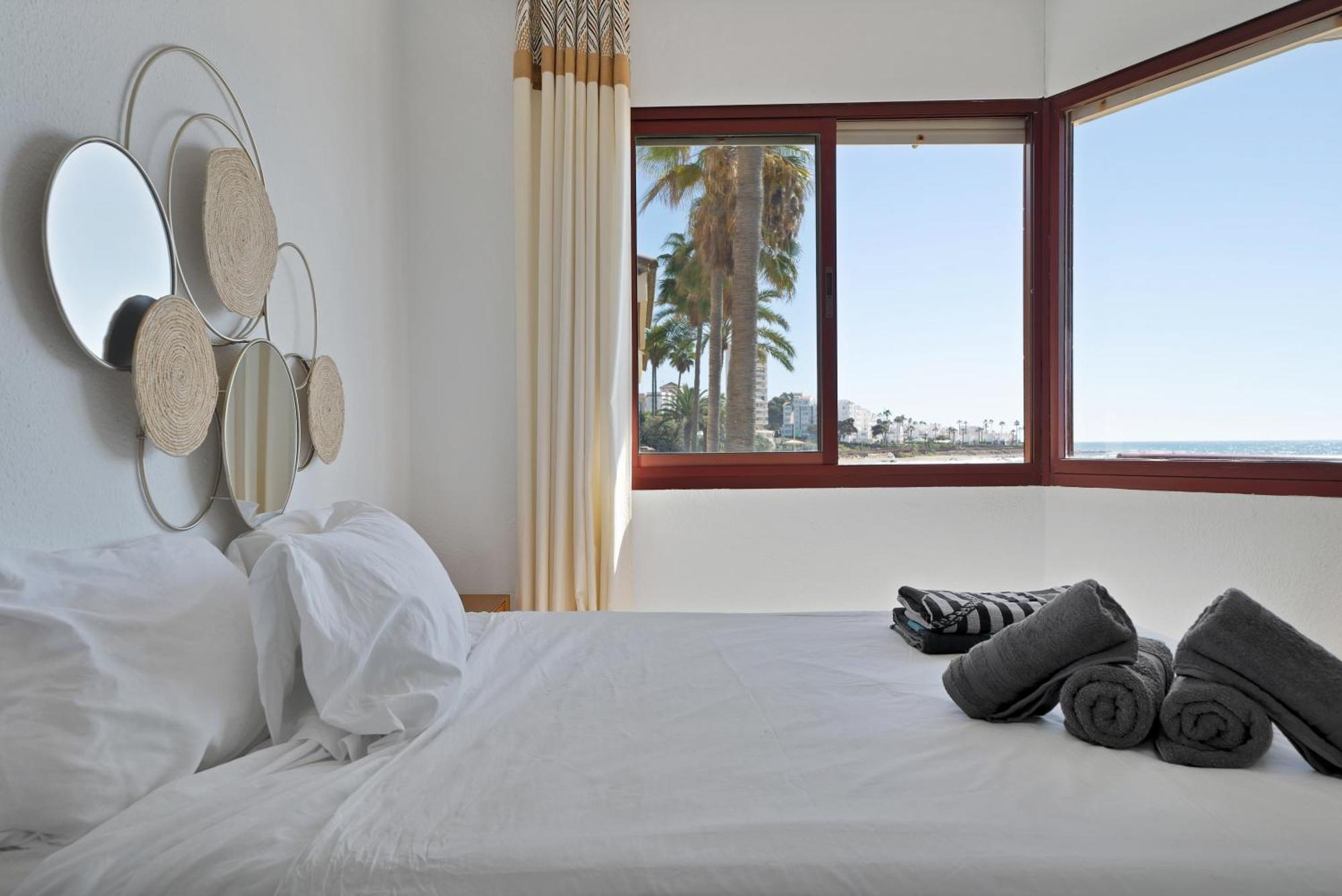 Casa Mar Apartamento Front Beach Con Wifi, Piscina, Padel Y Tenis - Lubina Del Sol Sitio de Calahonda ภายนอก รูปภาพ