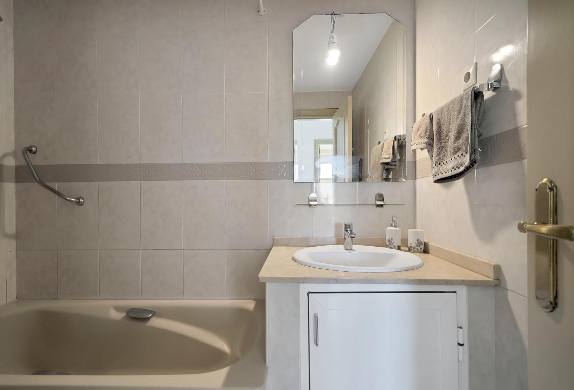 Casa Mar Apartamento Front Beach Con Wifi, Piscina, Padel Y Tenis - Lubina Del Sol Sitio de Calahonda ภายนอก รูปภาพ